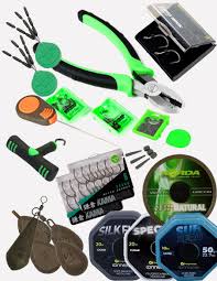 Material y herramientas de montajes( agujas, tijeras, conos, clips, antitangle..etc..